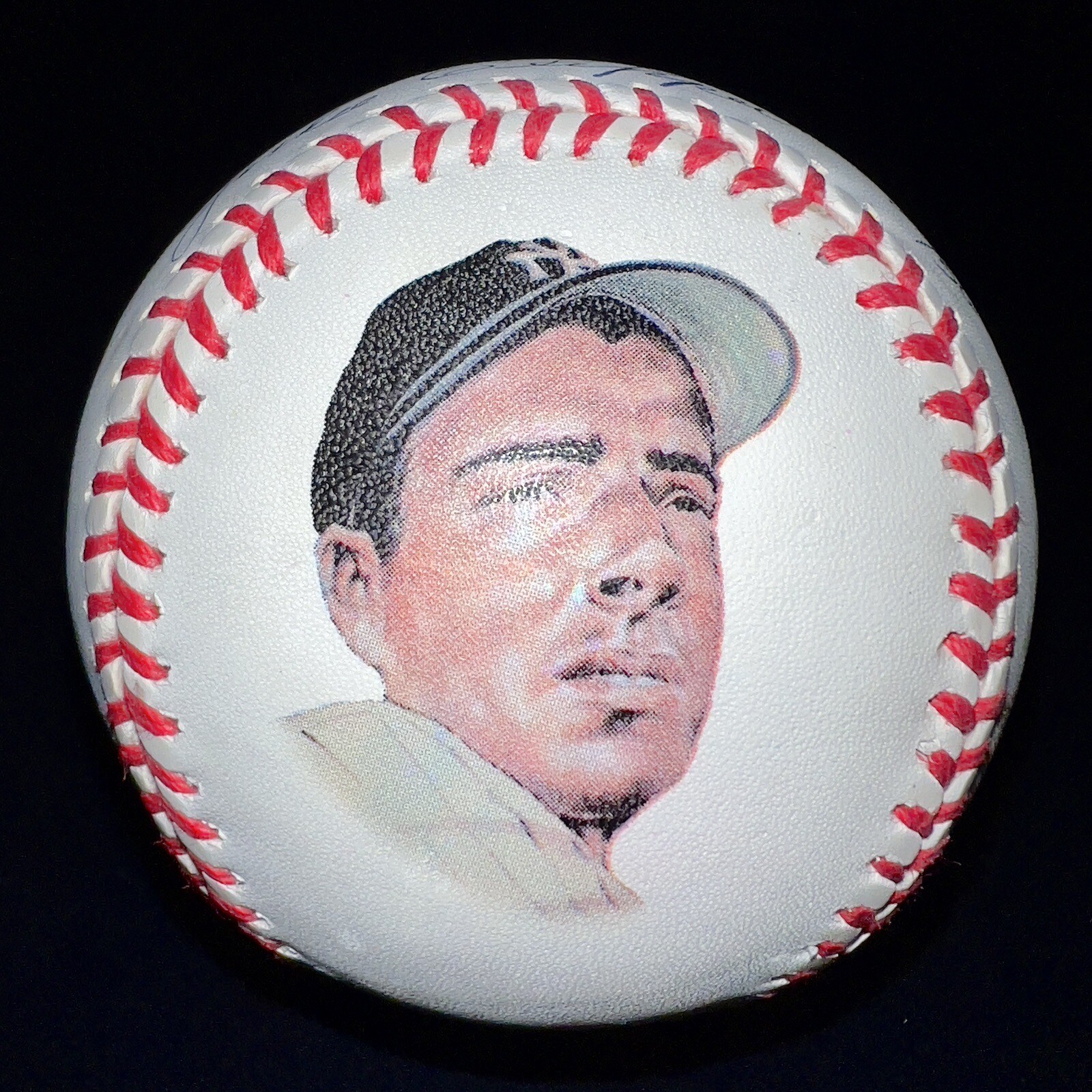 joe-dimaggio-yankee-clipper-signed-baseball-psa-dna-graded-gem-mint-10