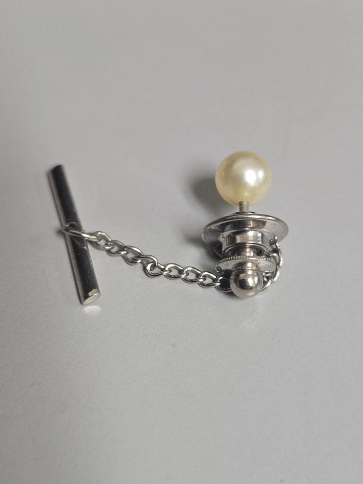 Vintage Imitation Pearl Tie Clasp Clip Jewelry - Image 2 of 3