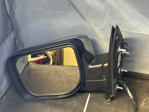 Fits 2004-06 NISSAN ARMADA Left Door Mirror (chrome) OEM:96302ZC60A