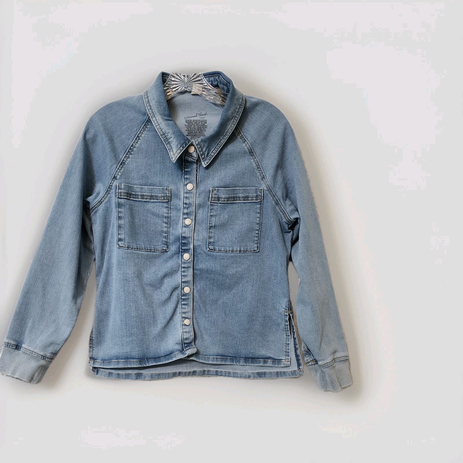 Universal Threads Women's Denim Jacket / Shacket … - image 1