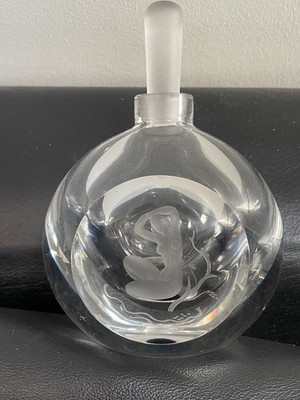 Lindstrand Orrefors Glas Parfüm Flakon graviert Dame um 1960