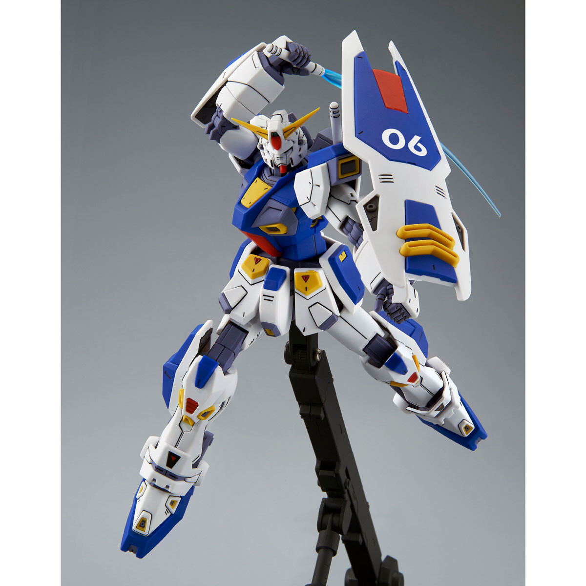 Premium Bandai MG 1/100 GUNDAM F90 FF (Fastest Formula