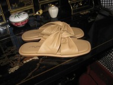 NWT J Slides Womens Leather Yaya Slide Slip-on Sandals Beige Size 8 Medium