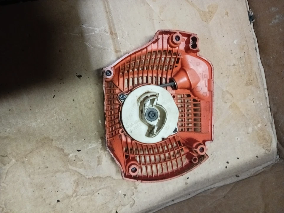 Husqvarna Chain saw Recoil Pull Start Assembly Genuine Foto 2 de 2