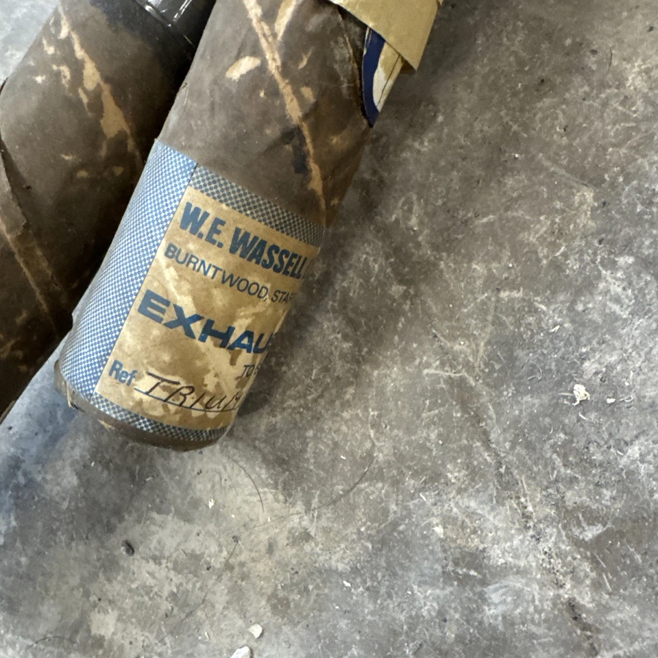 Vintage Triumph/British motorcycle exhaust pipes 1972 - Image 4 of 4