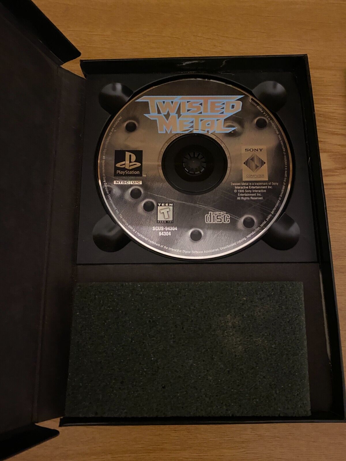 For the PS1 Long box fans. Finally found an extremely good condition og Twisted  Metal cardboard box : r/gamecollecting