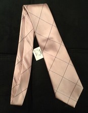 New  Claiborne  Mens 100 Silk Hand Sewn Necktie Pink Standard Size Tie NWT 