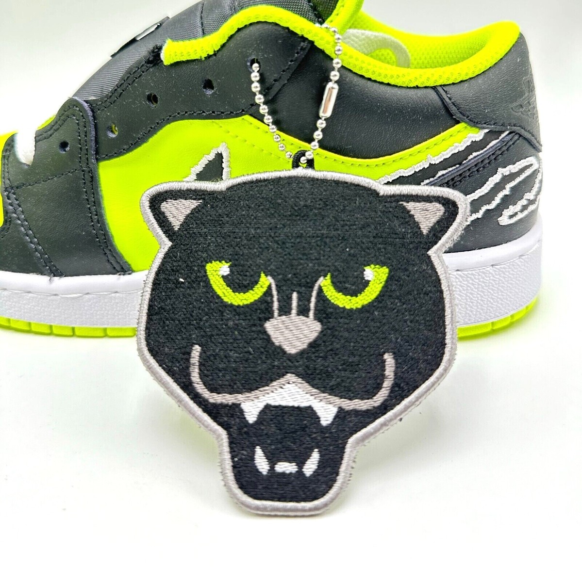 Air Jordan 1 Low SE Black Cat Volt (GS) Youth shoes DX6666