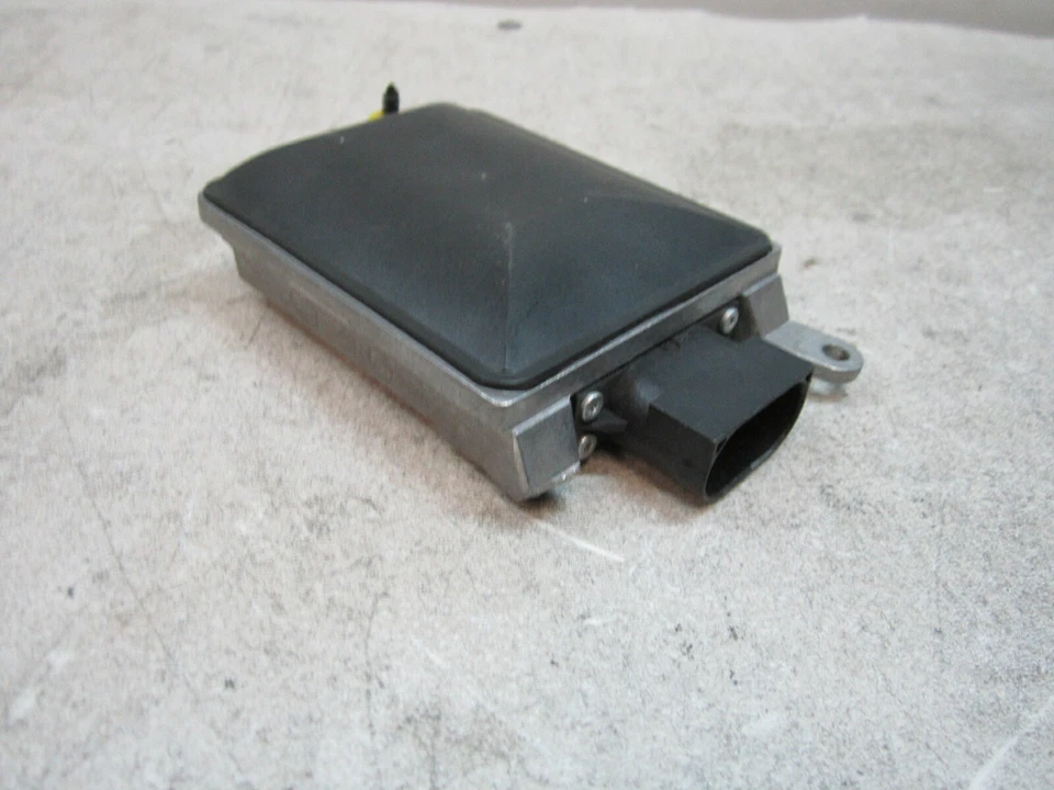 em905341 Audi TT Quattro 2016 2017 2018 Lane Departure Warning Control Module - Изображение 4 из 4