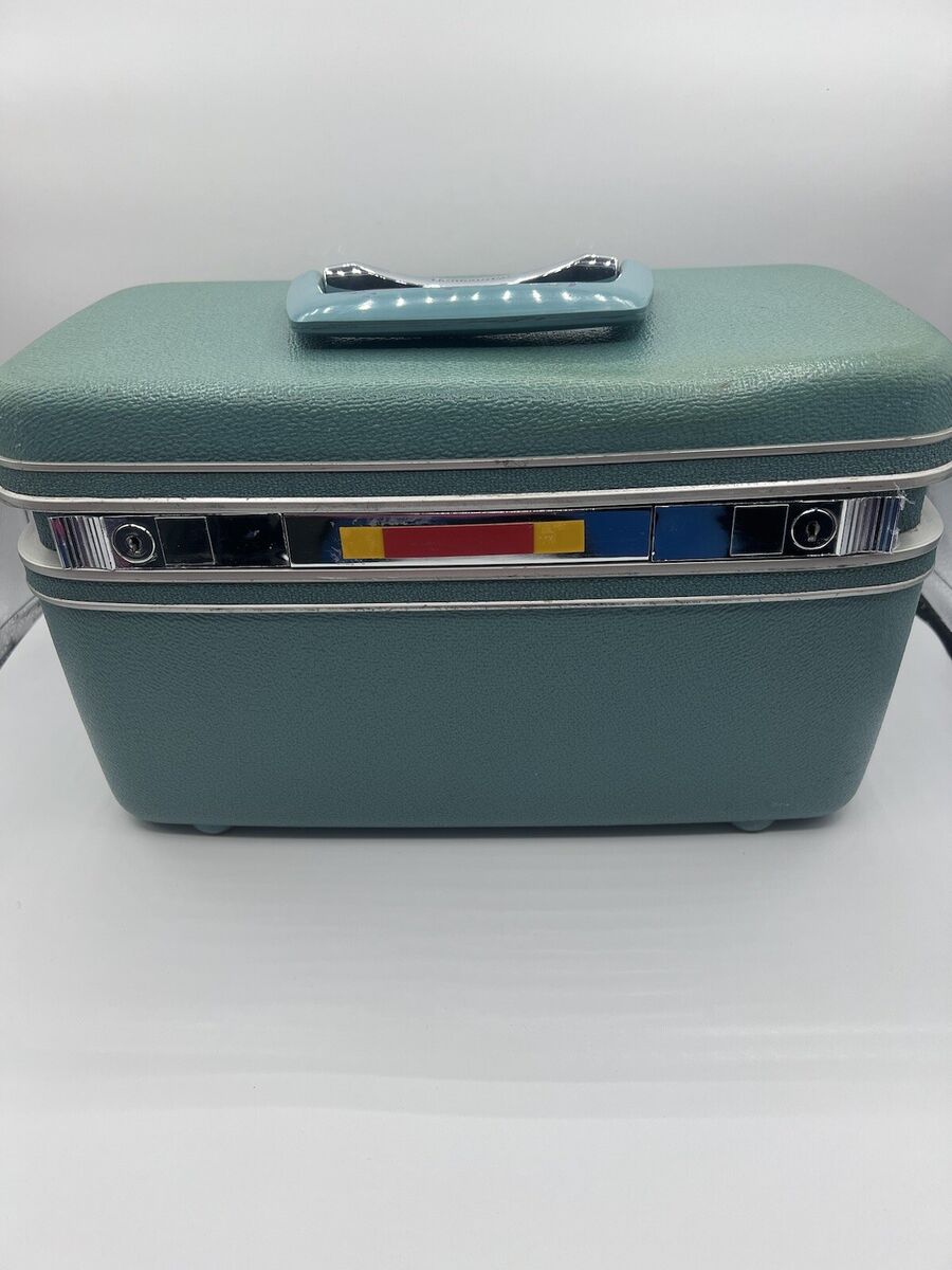 Vintage Samsonite Silhouette Train Case Luggage Blue Color Vintage Samsonite Silhouette Train Case Luggage Blue Color
