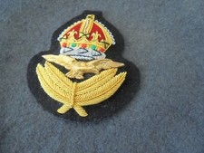RAFcapbadges=kingscrown