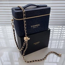 Chanel Beaute GWP Midnight Blue and Gold Vanity Case W/Unbranded Chain & BOX