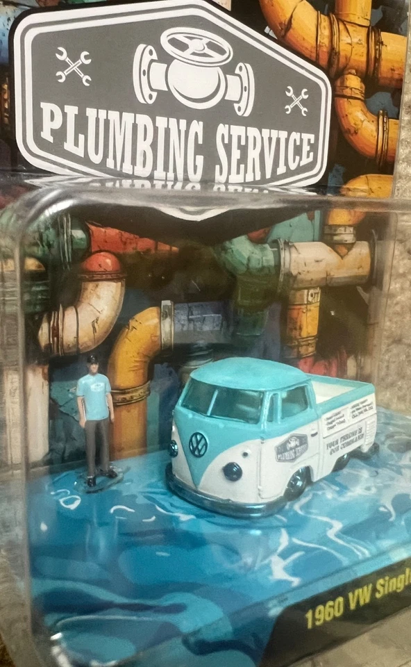 M2 Machines Diorama 1960 VW Single Cab Truck Chase R15 - Image 3 of 4