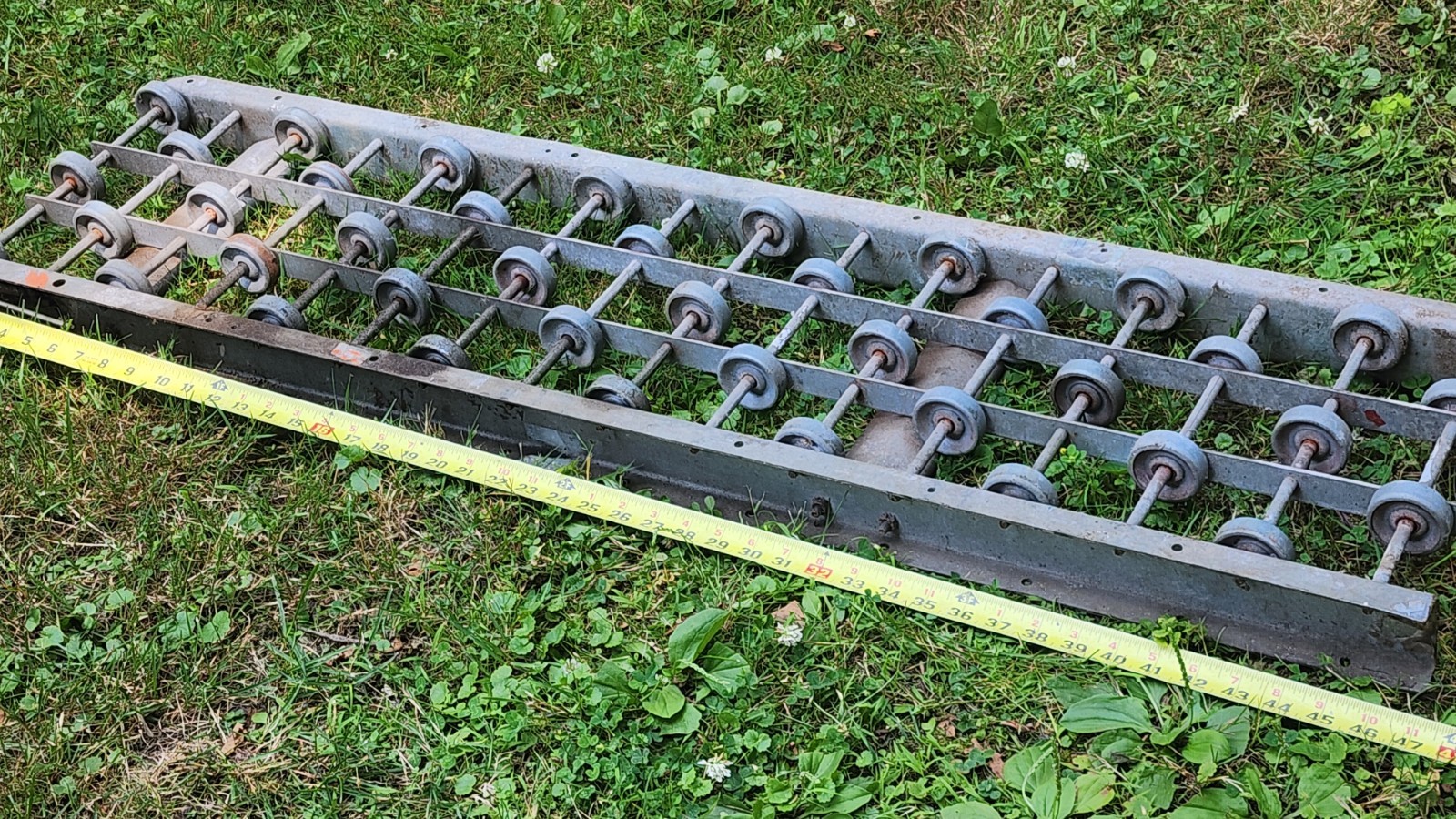 🔥 4'L x 10"W Steel Gravity Skate Roller Conveyor 🔥
