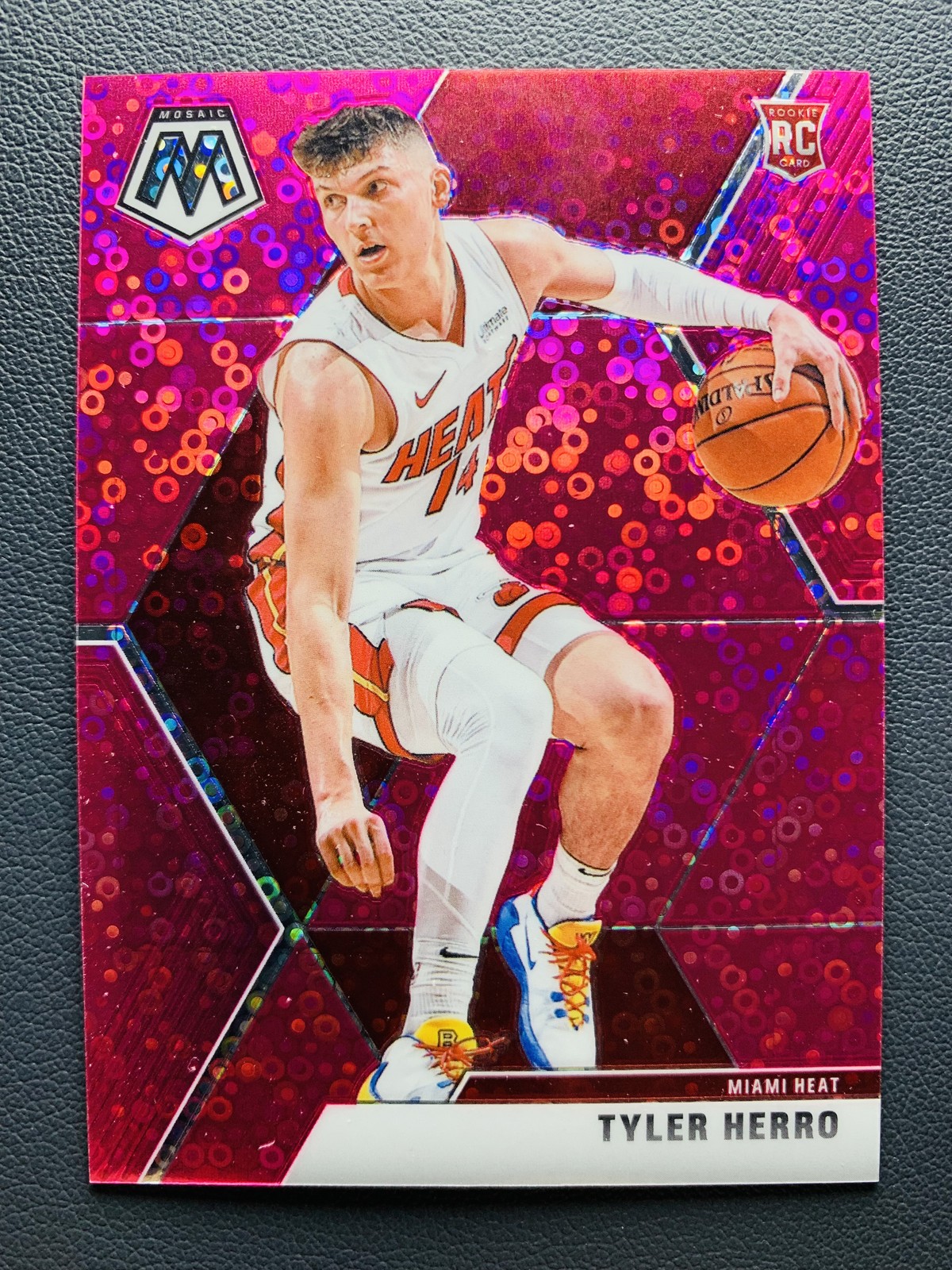 2019-20 Panini Mosaic Tyler Herro #223 Rookie RC Fast Break Pink Prizm /20
