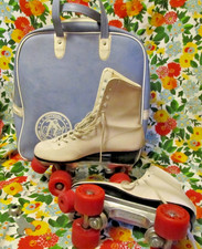 Vintage Official Roller Derby baby blue bag  sz 8 white roller-skates