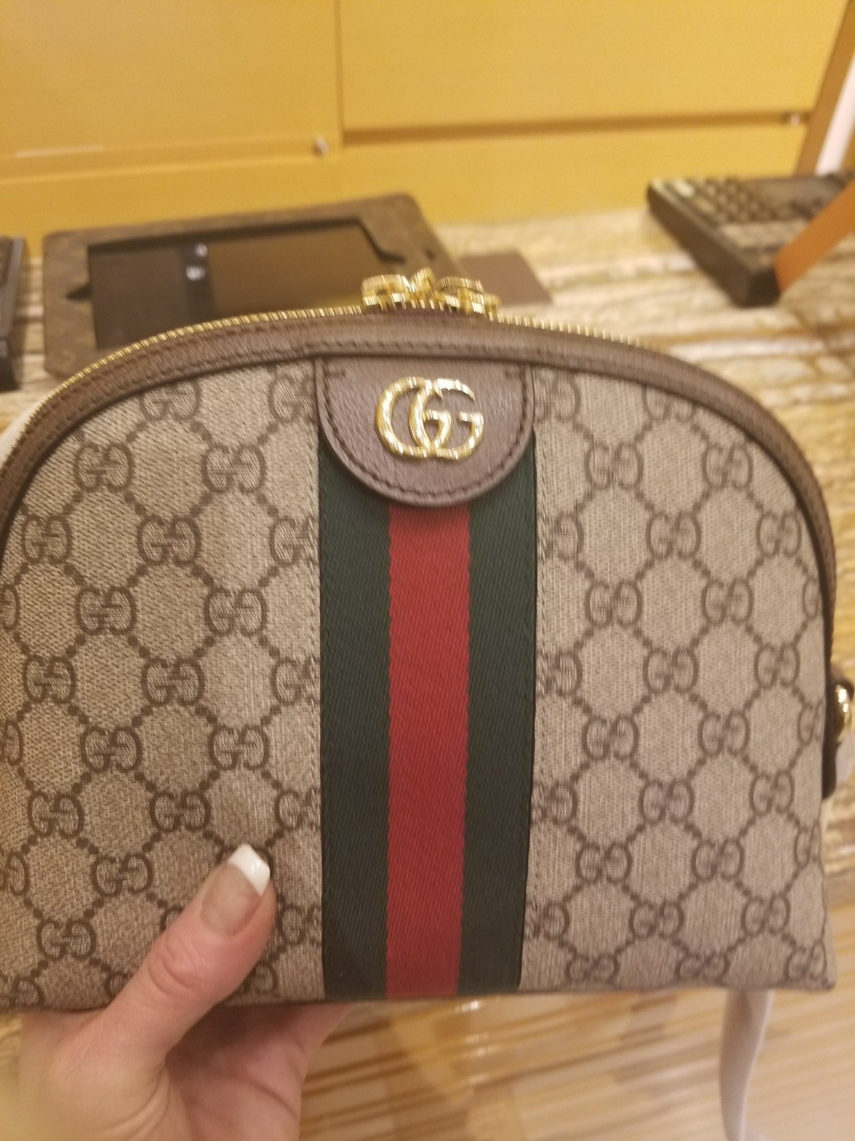 Gucci Ophidia Small Shoulder Bag