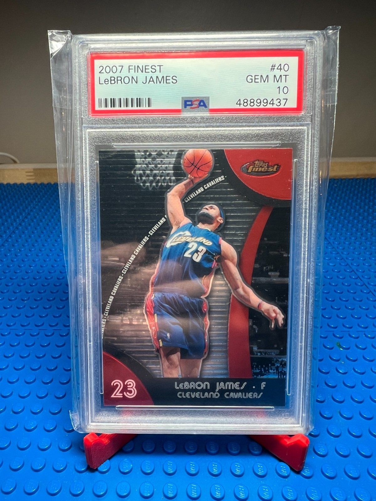 2007-08 Topps Finest LeBron James #40 PSA 10