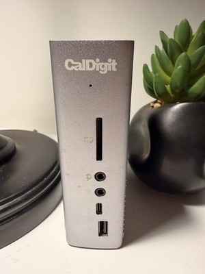 CalDigit TS3 Plus Thunderbolt 3 USB DisplayPort Ethernet Docking Station Silver