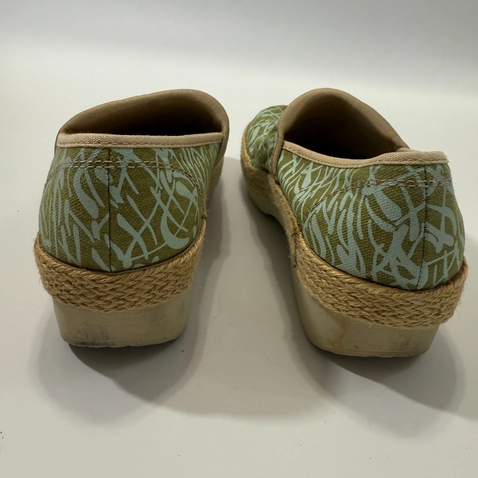 Zuecos alpargata Dansko para mujer talla 6,5-7 EE. UU. 37 UE verde boho zapatos sin cordones Foto 4 de 4