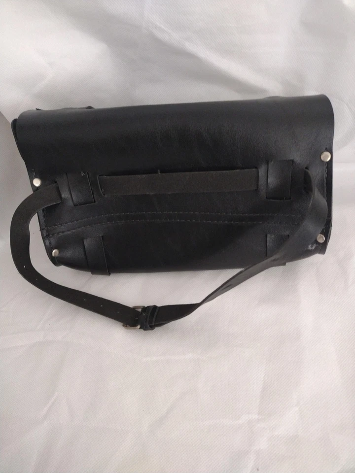 Harley Davidson Cuero Negro Moto Manillar Horquilla Bolsa de Herramientas Bolsa Logo Foto 2 de 4