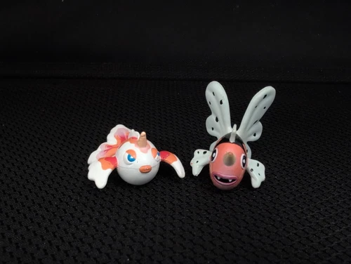 Pokemon Goldeen and Seaking PVC Mini Figure Tomy Nintendo CGTSJ VTG Toy 2"