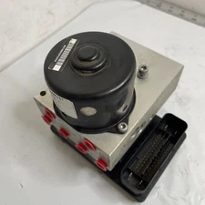 2004 Mercedes-Benzes CLK500 Abs Pump Control Module  P/N A 209 545 25 32
