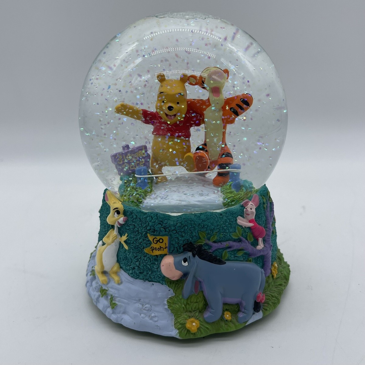 Winnie the Pooh ディズニー Disney スノーグローブ レア Winnie the Pooh ディズニー Disney スノーグローブ レア