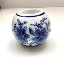 Blue White Floral Tea Light Candle Holder by Centrum Votive Round VTG Cottage