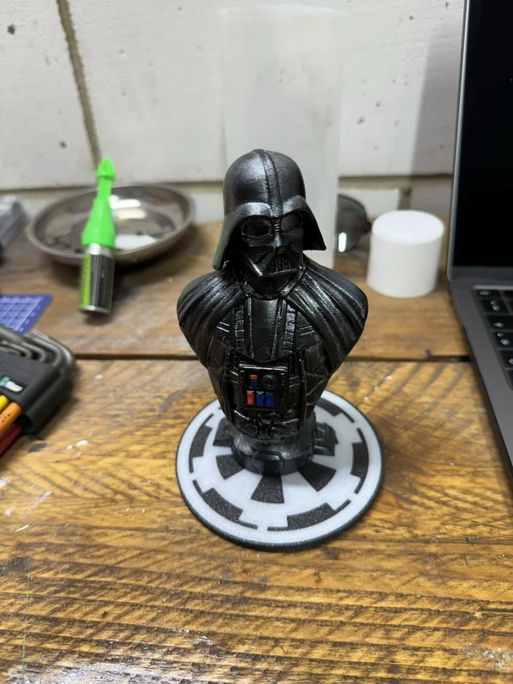 darth vader bust - Image 2 of 4
