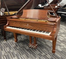Pianoforte a coda Steinway O 5'10" - Pianoforti Picarzo - Modello in mogano satinato