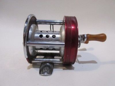 Vintage Langley Lurecast Model 330 KC Narrow Spool Level Wind