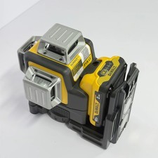 DEWALT DW089LG 12V 3x360 Green Line Laser Level Kit w/ Battery  Charger