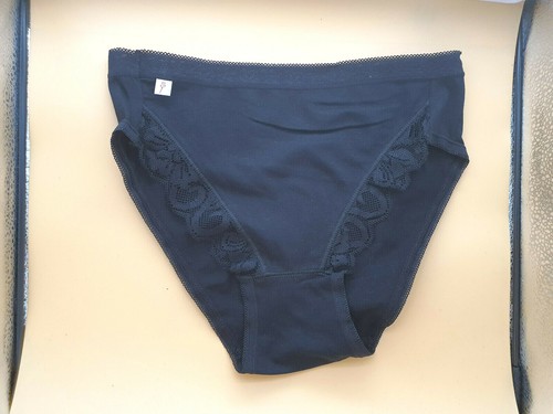 Pack of 3 Lace,cotton Hi Leg Briefs,black or White, sizes 10-18 - Picture 3 of 5