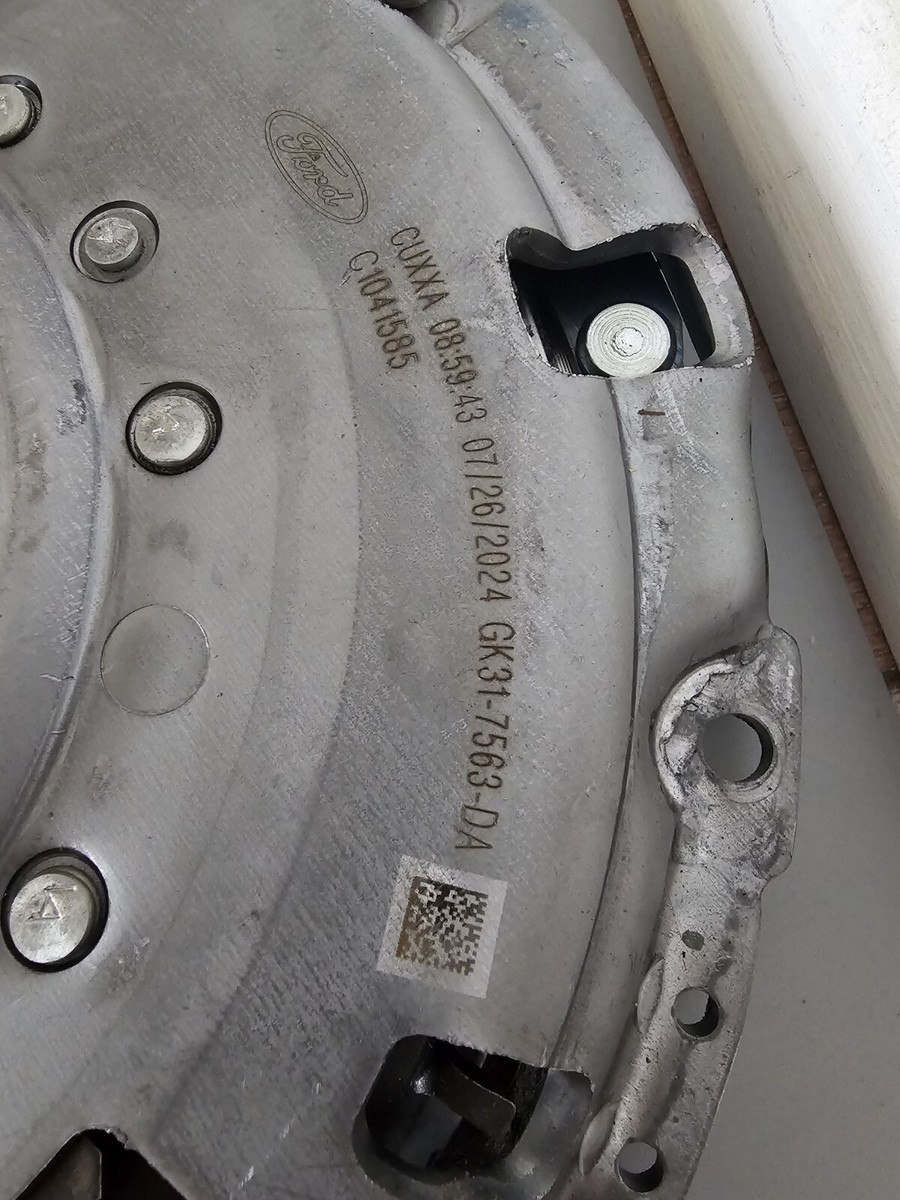 GENUINE 3PCS CLUTCH KIT FORD TRANSIT 2.0 MK8 2019-On 2517838 GENUINE 3PCS CLUTCH KIT FORD TRANSIT 2.0 MK8 2019-On 2517838