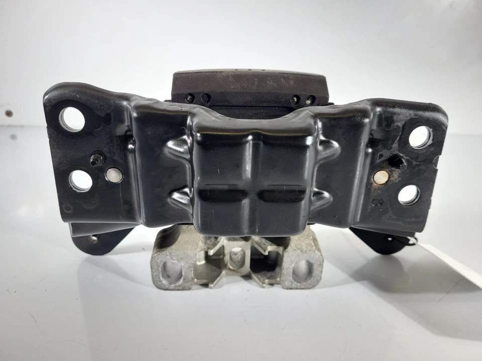 Seat Leon Mk3 Tsi Fr 2012-2020 1395 Engine Mount (passenger Side) 5Q0199555R O26 - Image 3 of 4