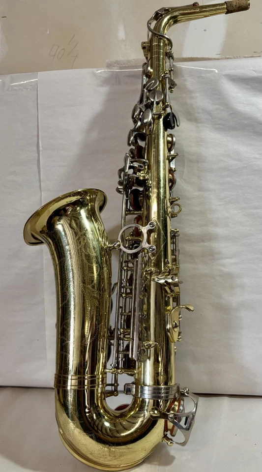 Saxofón Mirage Foto 2 de 3