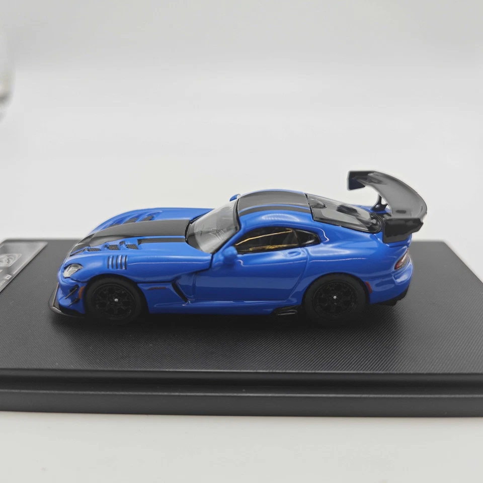 Hone Model 1/64 Dodge VIPER ACR Alloy Die Casting Car Model Ornament Gift - Image 4 of 4