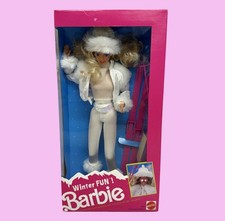 Barbie Winter Fun Barbie Doll 1990 Mattel 5949 Ski Lodge NIB