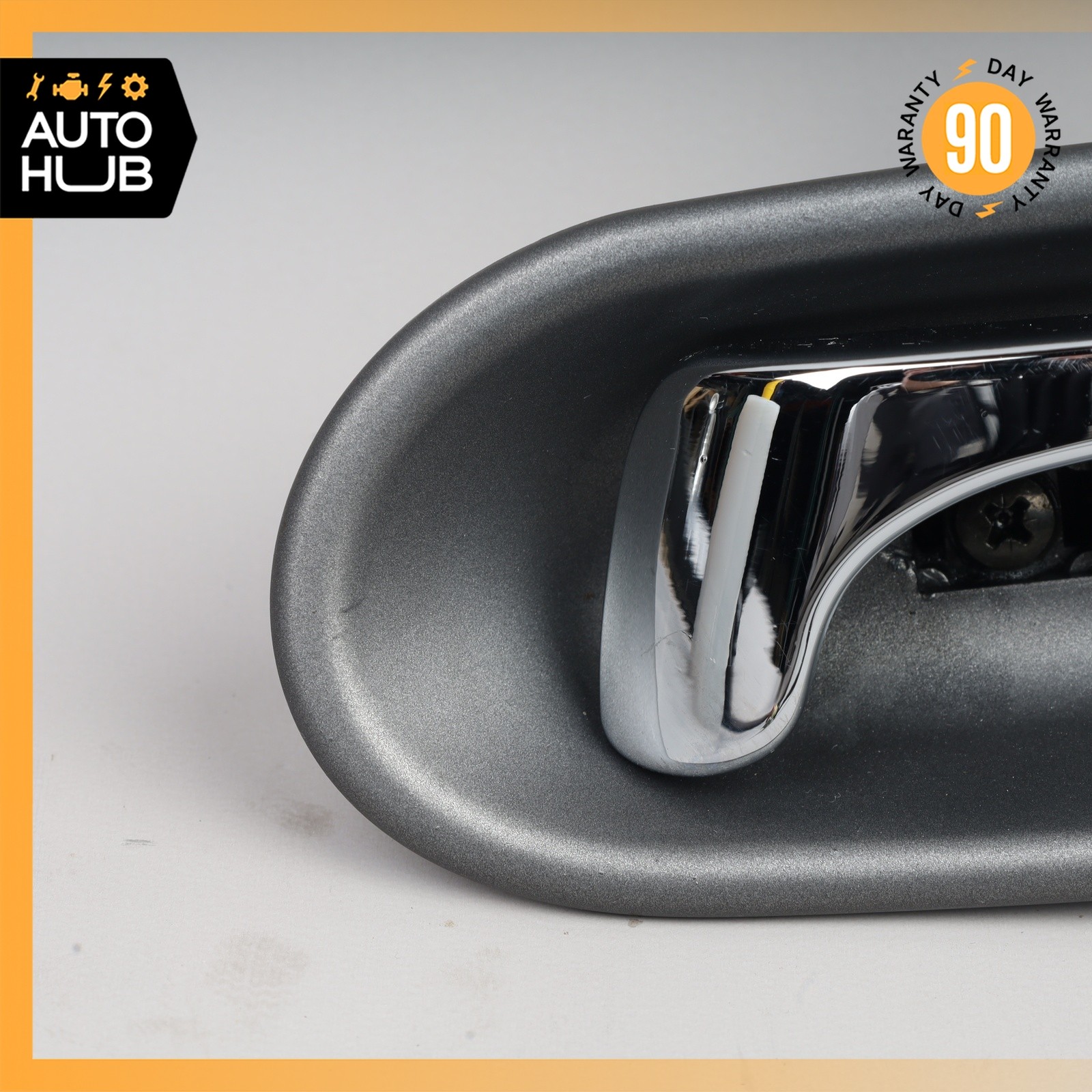 02-07 Maserati M138 4200 Coupe Left Side Interior Door Handle w/Cover OEM 31k
