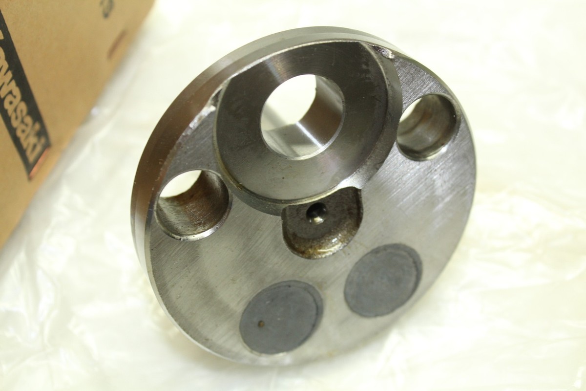 NOS Genuine KAWASAKI KX125 KD125 KE125 CRANKSHAFT,R.H OEM # 13037