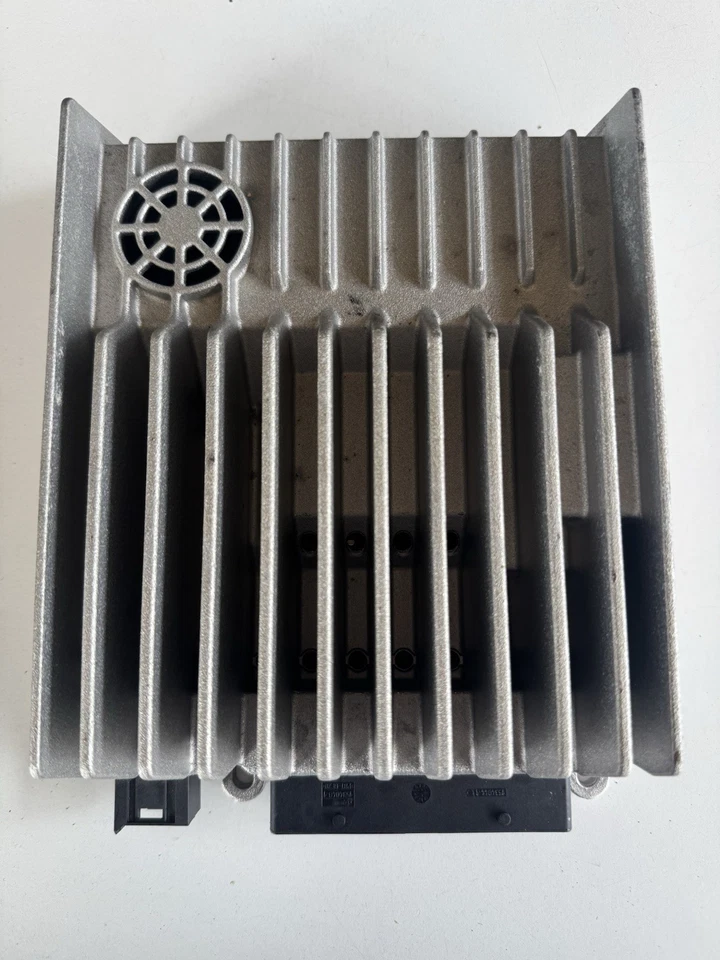 2009-13 Mercede W251 R350 GL350 ML350 Amplifier Amp Harman/Becker 2518700590 OEM - Bild 2 von 3