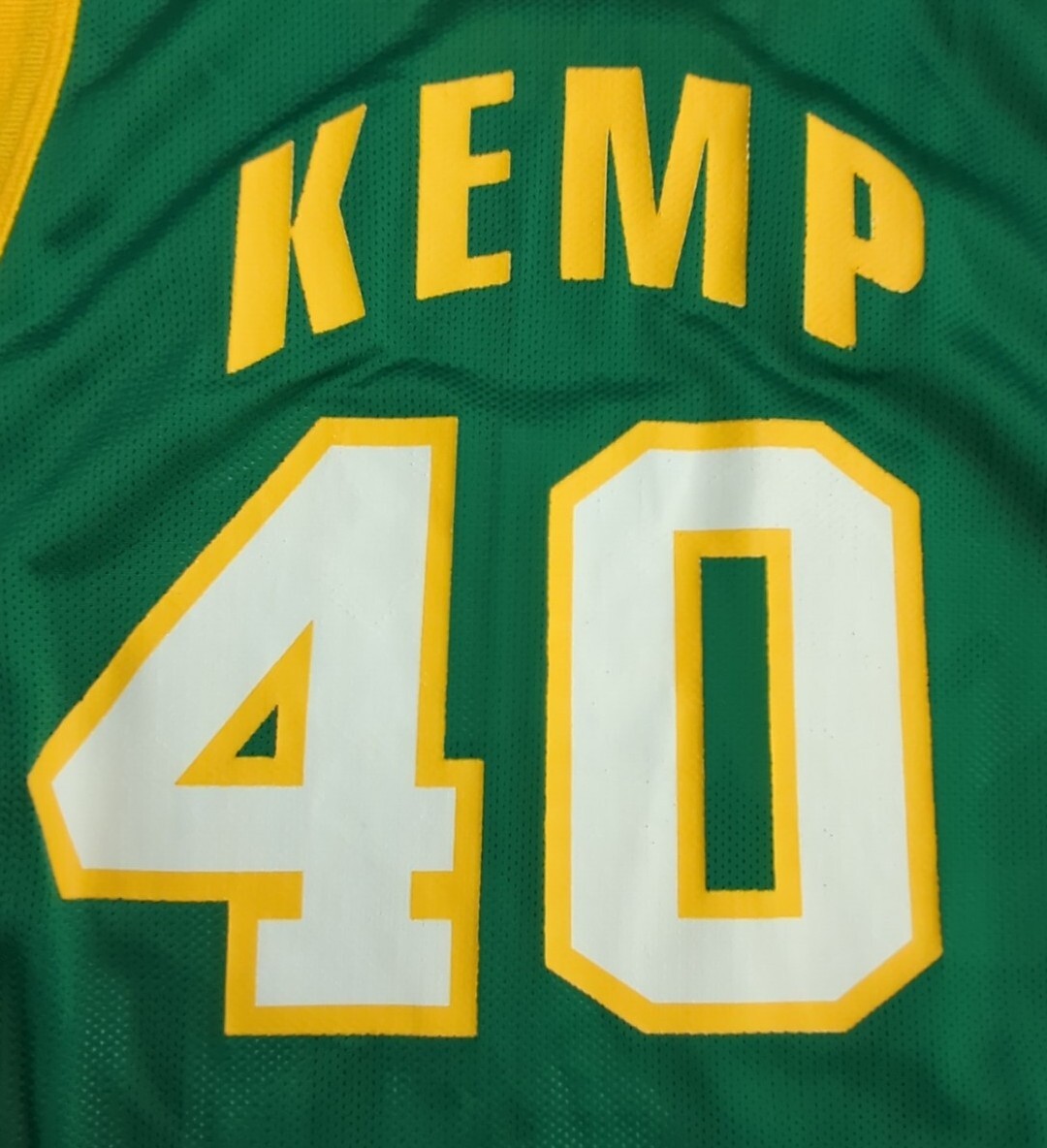 Vintage Shawn Kemp Seattle SuperSonics Gold Logo Champion