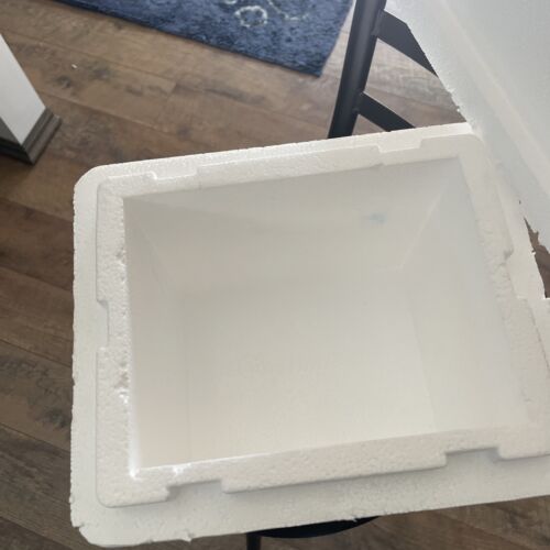 Styrofoam Shipping Box Cooler With Lid 11.25" X9.25" X 10” Exterior - Picture 4 of 5