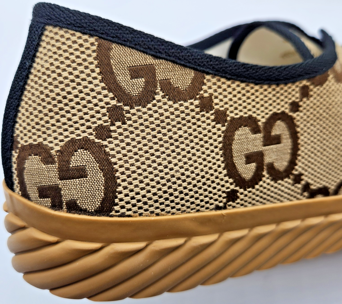 Gucci Tortuga GG Men display picture 1