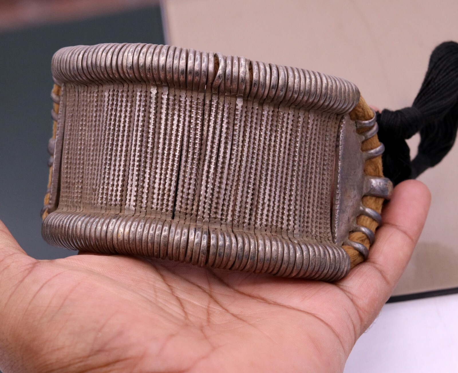 Vintage solid silver cuff bracelet armlet, arm br… - image 7