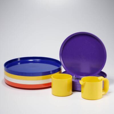 Massimo Vignelli Heller Hellerware Colorful Dinner Salad Plates Creamer Sugar