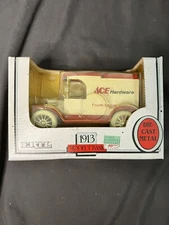 Ertl 1913 Model T Diecast Delivery Bank ACE Hardware MIB