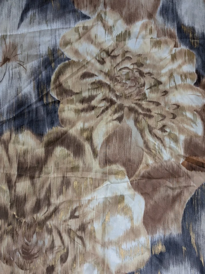 Bufanda cuadrada para mujer Oscar de la Renta 33,5x34,5 en seda floral Foto 3 de 4