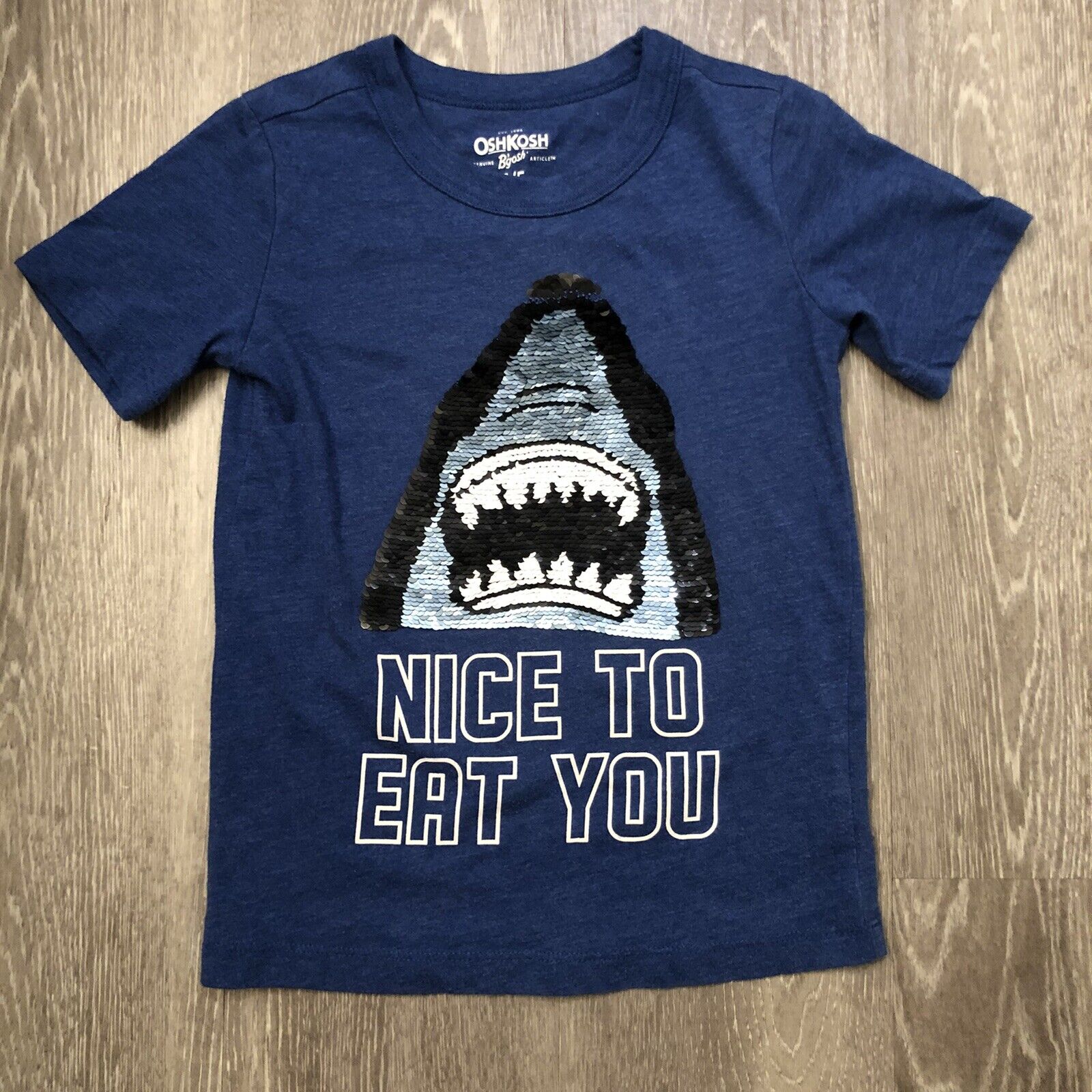 OshKosh Boy's SZ 4/5 Nice To Eat You T-shirt Sequin Shark